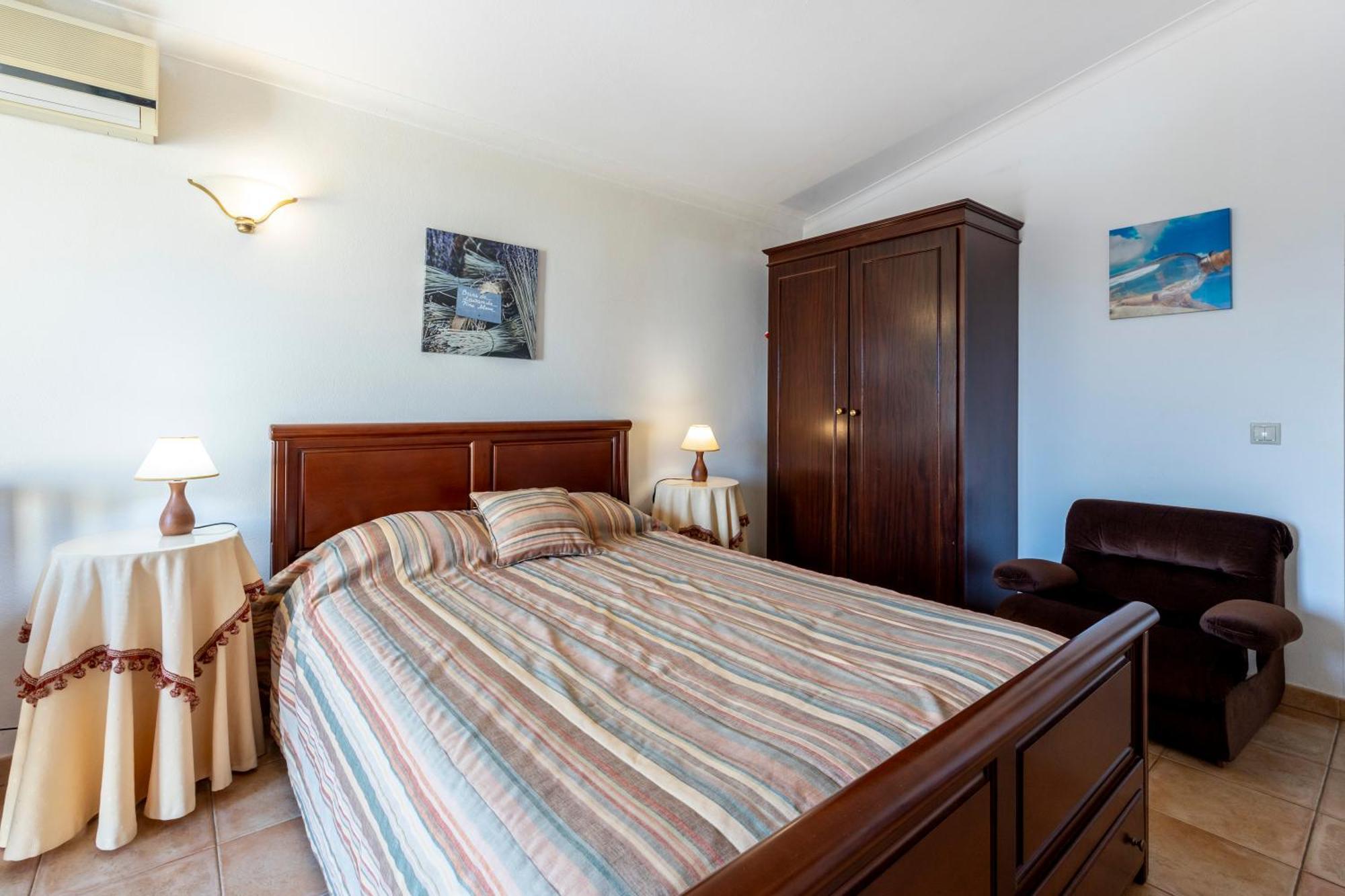 Apartamentos Mira Rio Lagos Bagian luar foto