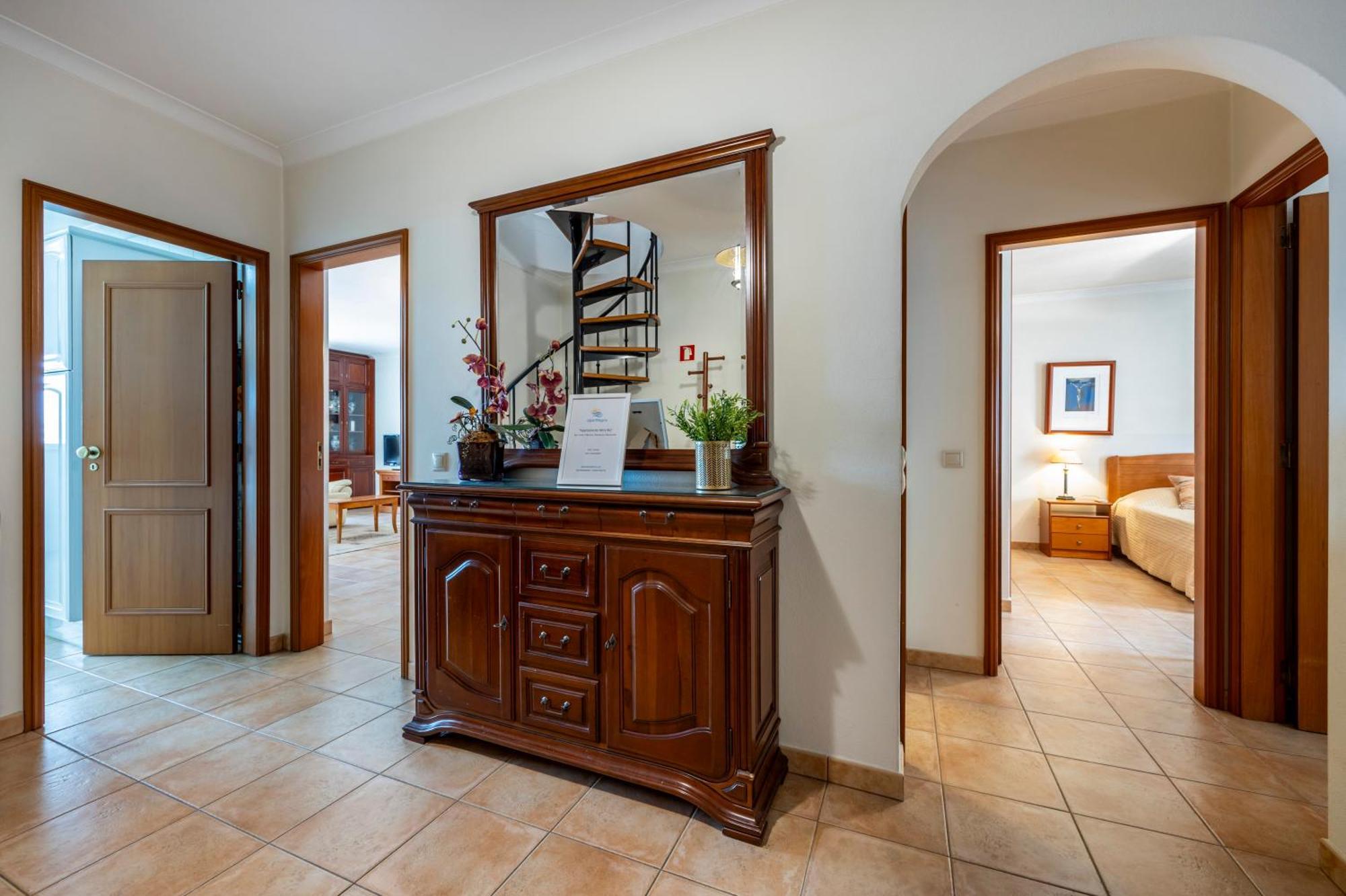 Apartamentos Mira Rio Lagos Bagian luar foto