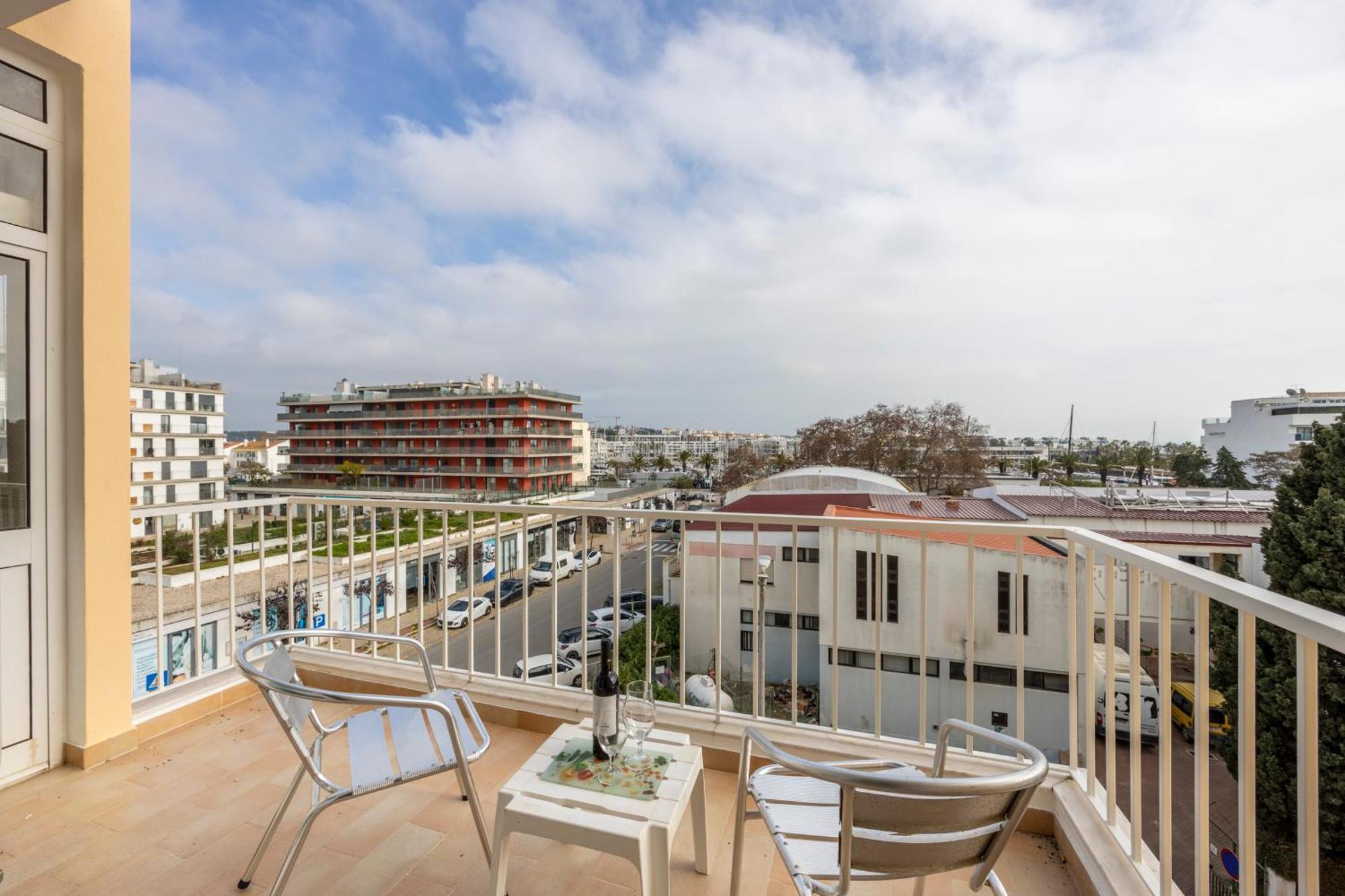Apartamentos Mira Rio Lagos Bagian luar foto