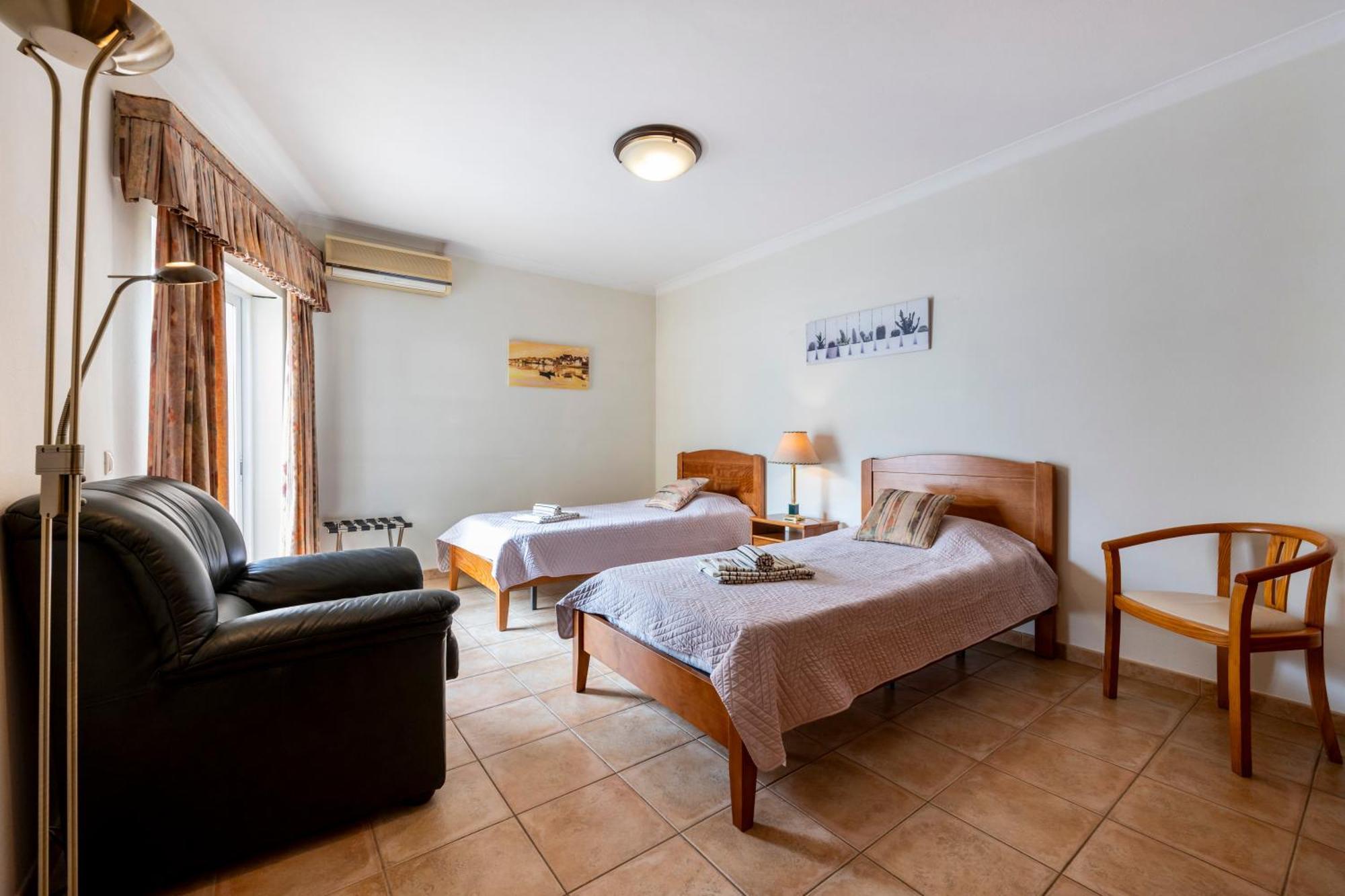 Apartamentos Mira Rio Lagos Bagian luar foto